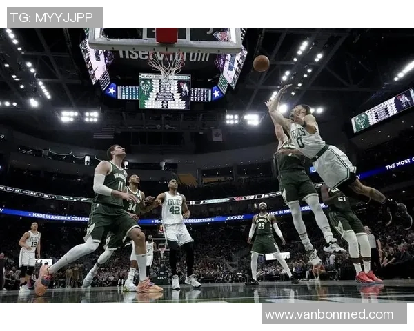 凯尔特人与雄鹿精彩对决集锦回顾展现篮球魅力与激情瞬间